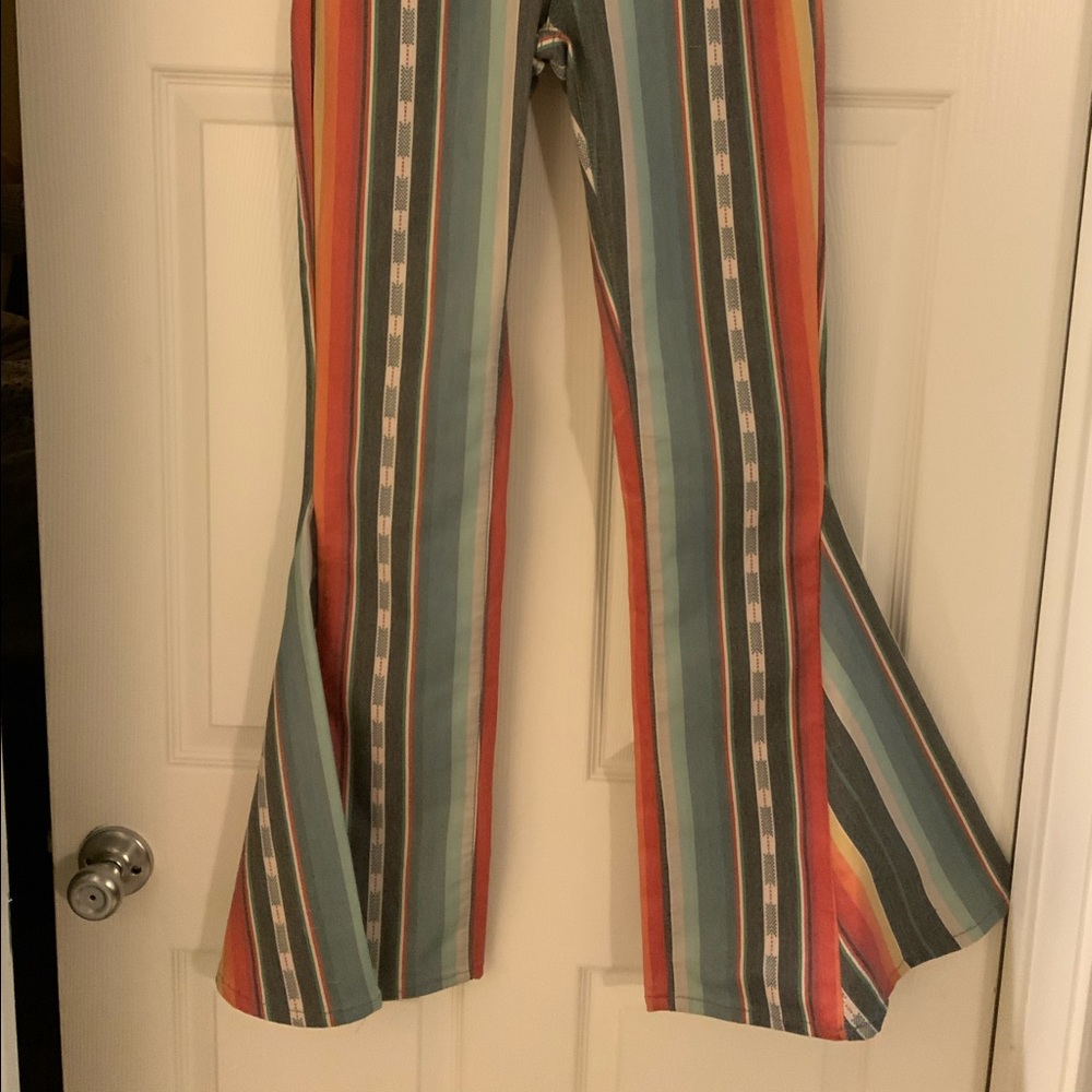 Boutique 70s Style Boho Jeans✌🏻